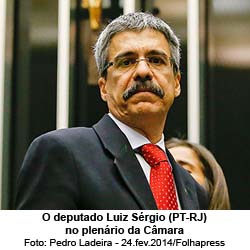 Folha de So Paulo - 25/02/2015 - O deputado Luiz Srgio (PT-RJ) no plenrio da Cmara - Foto: Pedro Ladeira - 24.fev.2014/Folhapress